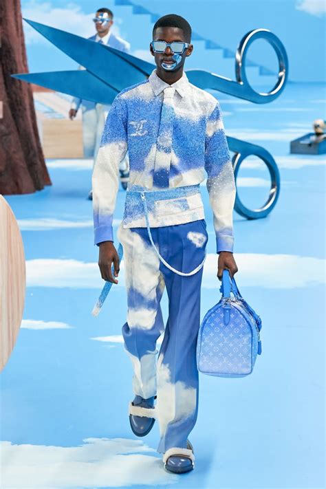 lv fashion show virgil abloh|Virgil Abloh fashion designer.